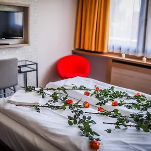 *** Hotel Imola Udvarhaz Dessert Węgry