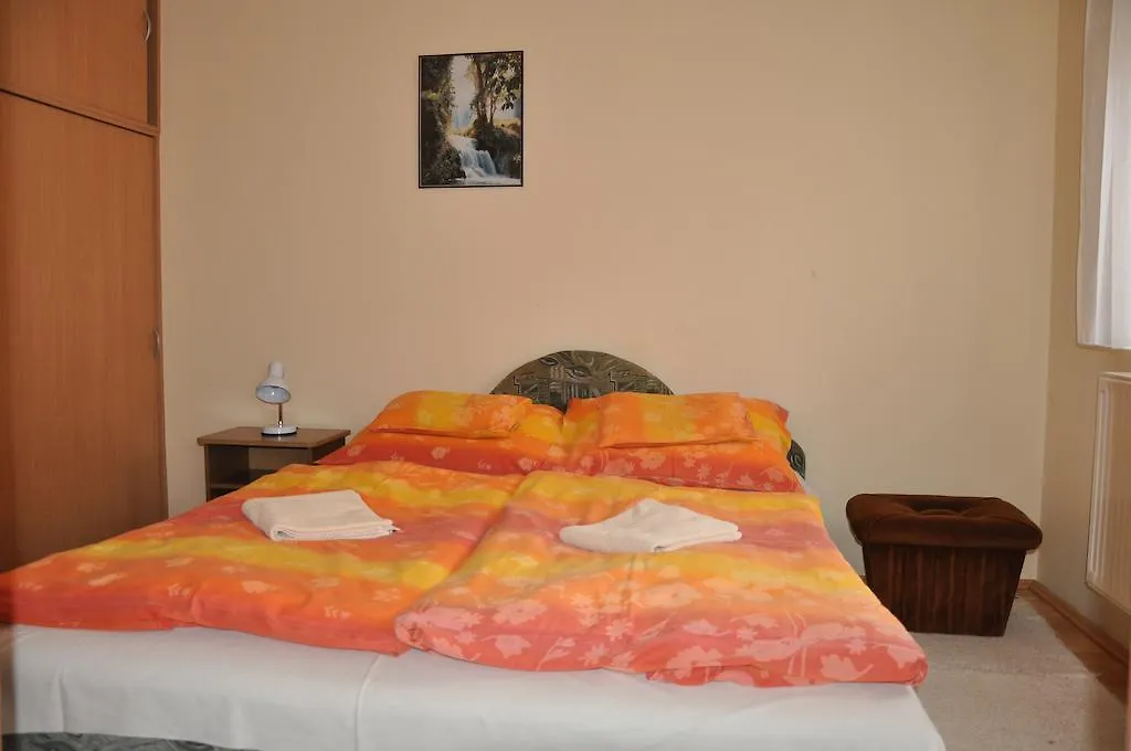 Jazmin Panzio Guest House Hajduszoboszlo