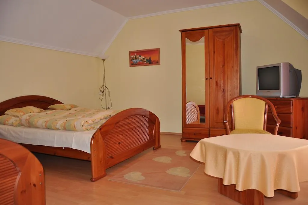 Jazmin Panzio Guest House Hajduszoboszlo